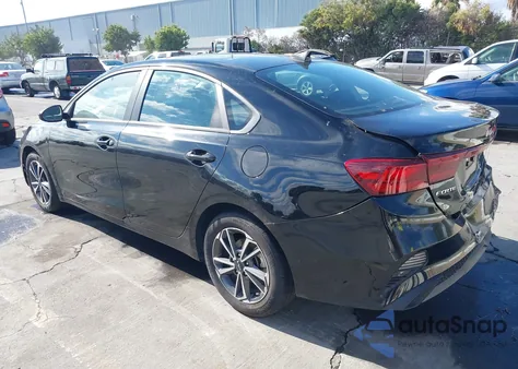 2022 Kia Forte Lxs z USA, uszkodzony, nr VIN 3KPF24AD2NE482580